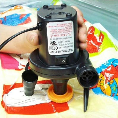 Надувной плавательный круг, электрический воздушный насос