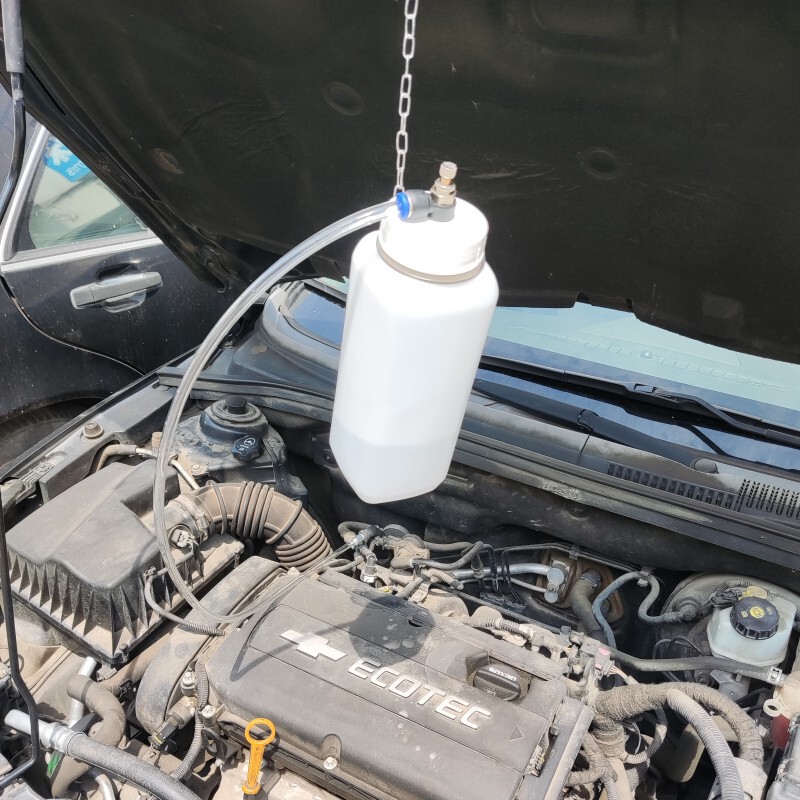 Three-Way Catalytic Converter Cleaning Agent Bottle for Car Exhaust Emissions Overage Treatment, No Disassembly Required, Intake Duct Cleaning Bottle Tool Three-Way Catalytic Converter Cleaning Agent Bottle for Car Exhaust Emissions Overage Treatment, No Disassembly Required, Intake Duct Cleaning Bottle Tool