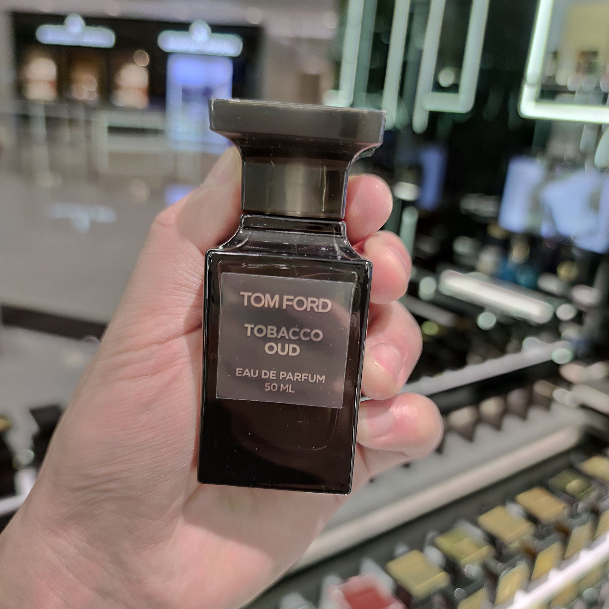 TOM FORDTOM Zhenhua oud agarwood neroli oil thorns thorns thorns rose white musk TF perfume