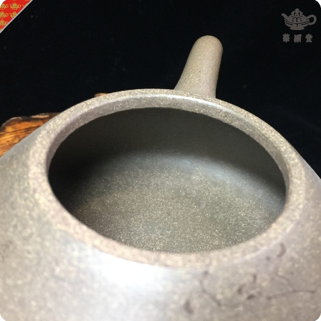 Huayingtang collects China's Yixing purple sand Sanyitang model fully handmade raw ore green ash section mud smelting stone ladle pot