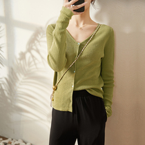 Sofisel 2021 autumn new long-sleeved V-neck solid color womens top womens bottoming sweater sweater cardigan