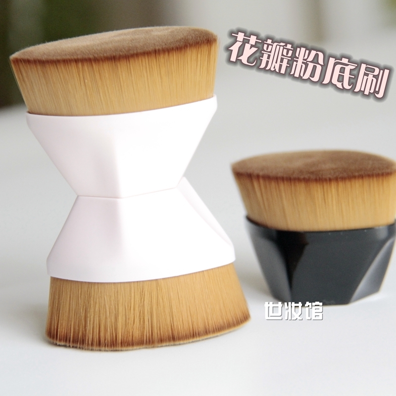 No. 55 petal with magic indelible flour brush BB cream brush without powder flour brush flat brush brush
