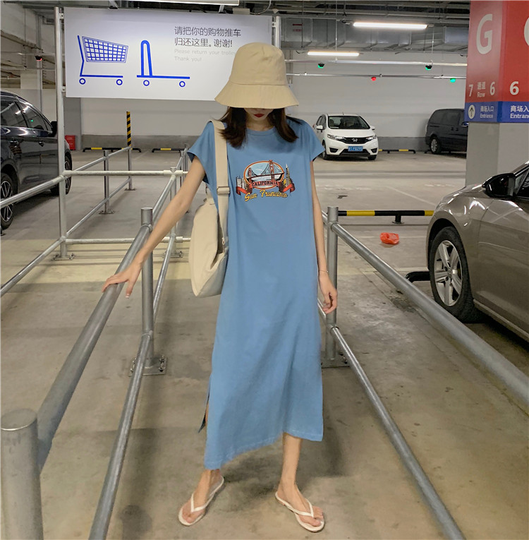 VK旗艦店 韓國風休閒開叉印花顯瘦短袖洋裝