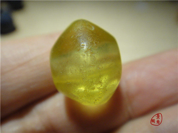 Сувенир 〓西亚八棱老琉璃珠子〓300年鹅黄色波西米亚凡士林大颗粒碟珠43