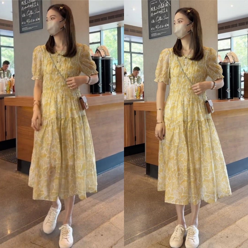 French Fashion Puff-Sleeved Yellow Floral Dress for Women 2026 Summer Elegant Slimming Mid-Length Chiffon Skirt