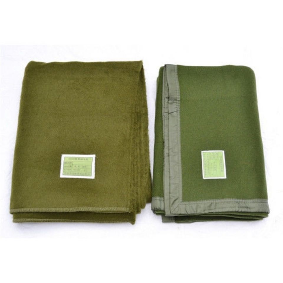 Brand new old stock 2000 grams of blanket grass green wool blanket double blanket wrapped edge thickened thermal positive military meme