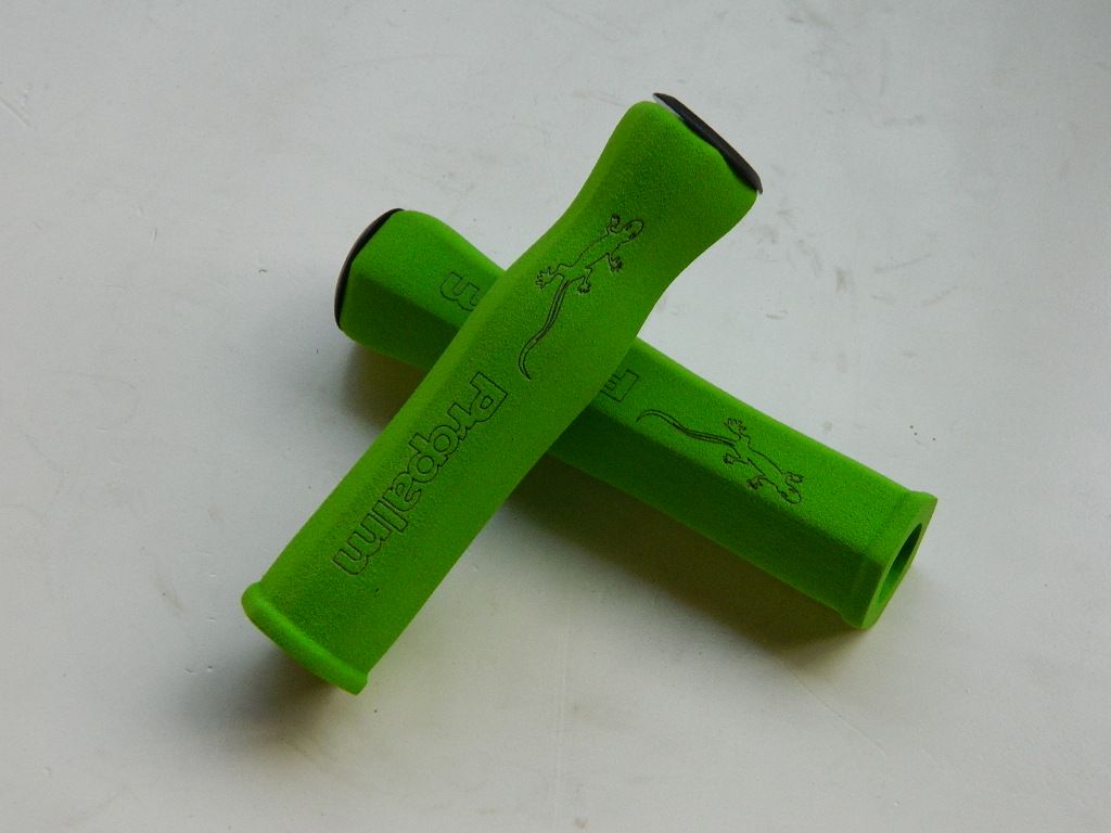 Poignées de vélo - Ref 2344681 Image 25