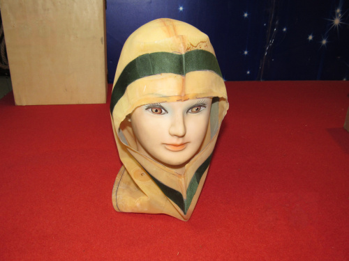 The windproof headgear in the pilot helmet is a must-have item for riding a motorcycle in winter, 8 yuan for 1 piece and 15 yuan for 2 pieces