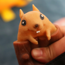 Pinch music vent evil squirrel Cup office decompression cute little gift boyfriend girlfriend gift toy