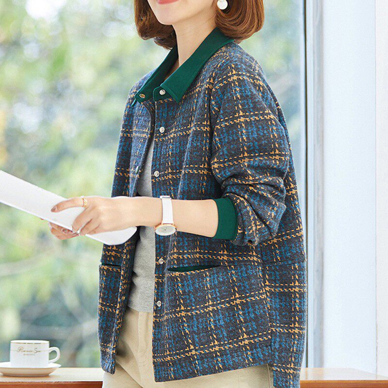 Middle Aged Women Dress 2022 New Spring Autumn Middle Aged Mother Foreign Pie Blouse Fashion Big Size Short And Thin Coat