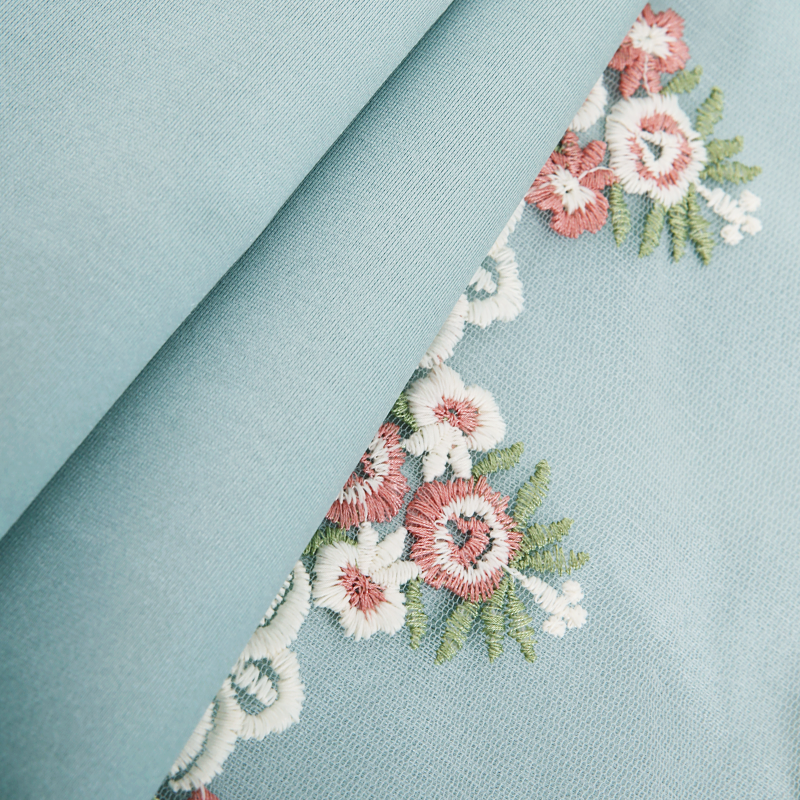 һ�乫������������԰��������к���