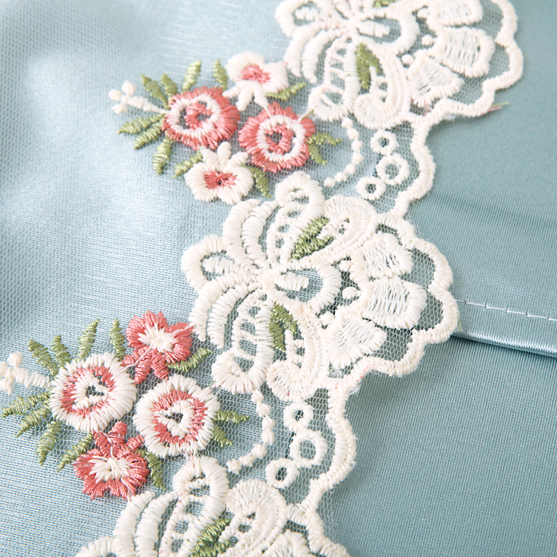 һ�乫������������԰��������к���