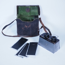 Very rare French antique second-hand Gaumont stereoscopic 3D mechanical camera viewer 6x13cm collection ornament