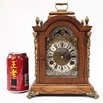 Western antique clock made in the Netherlands two-tone dotted time with moon phase disk purely mechanical wooden clock fireplace clock