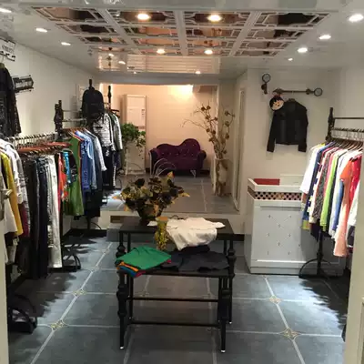 Wrought iron clothing store hanger display rack Nakajima table Clothing store assembly table shelf bag rack Retro display rack