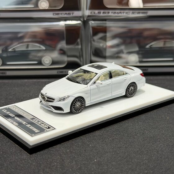 Mortal 1:64 Mercedes-Benz Cls63 Amg Demon Eye Openable Hood Alloy Car Model in Stock