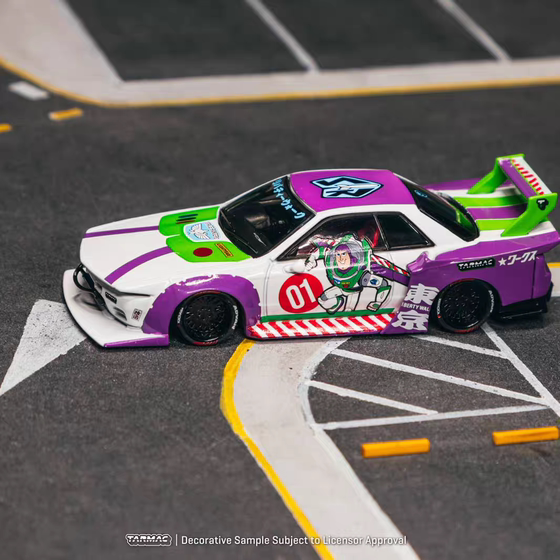Tw 1:64 Nissan Gtr R32 Wide-Body Modified Buzz Lightyear Alloy Car Model