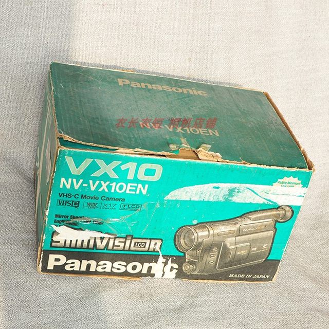 ກ້ອງຖ່າຍຮູບດິຈິຕອນ Panasonic vx-10ccd ສີ retro