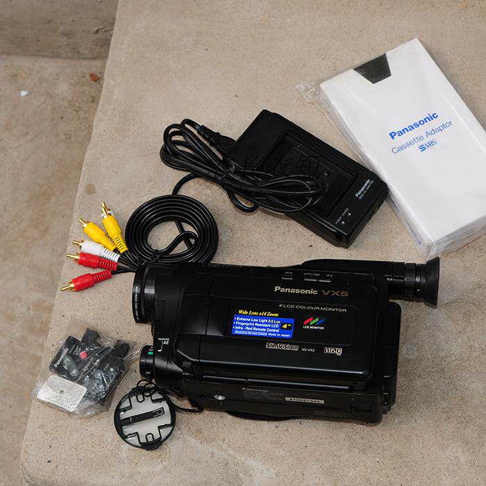 Panasonic nv-vx5 tapes camera vhs-c tape cassette camera with inverted belt