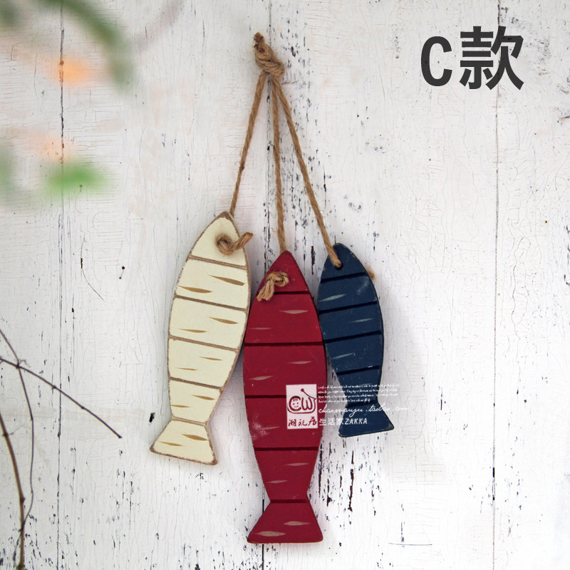 zakka foreign trade raw single wood European style small fish string wood carving animal decorations pendant hanging for old hanging wall