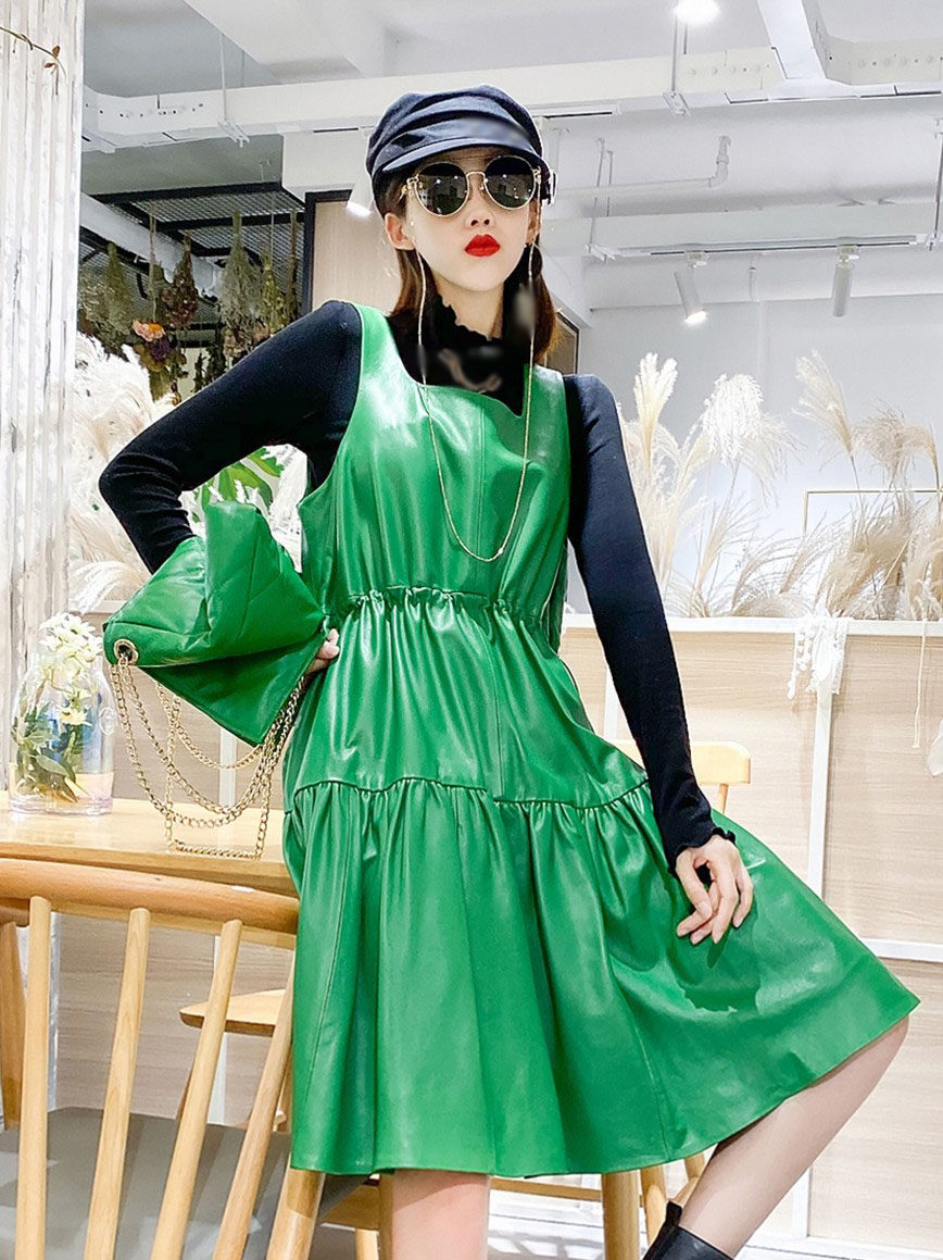 Leather dress women's sheepskin age-reducing temperament baby bag skirt 2022 autumn and winter new style waist and slim skirt