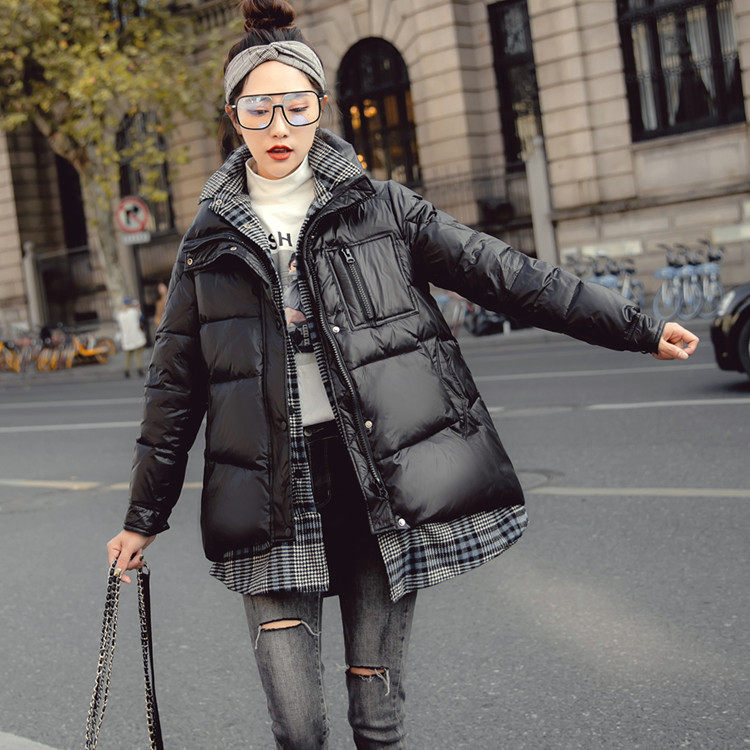 Fake two pieces of feather duvest female long A - word version 2022 Han edition new loose and thin white duck duvet coat tide in