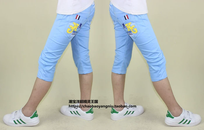 Quần áo trẻ em boy denim cắt quần bé trai quần short bé thời trang quần trong trẻ em lớn của quần quần ống túm cotton Han Chao kinh doanh quần áo trẻ em