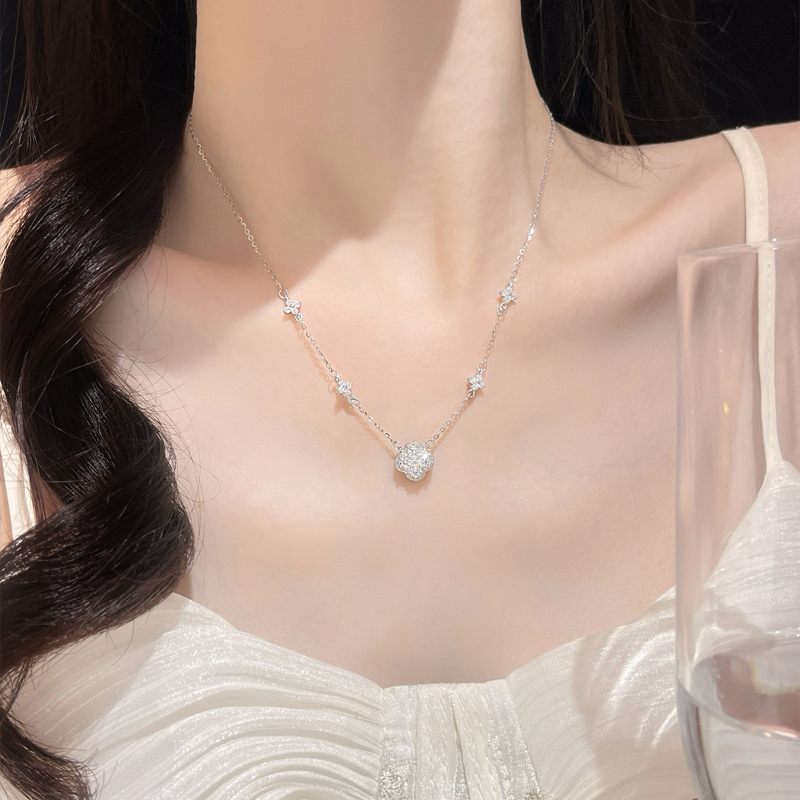 Willora S925 Sterling Silver Four-Leaf Clover Necklace Best Friend Birthday Gift Valentine's Day Gift for Girlfriend