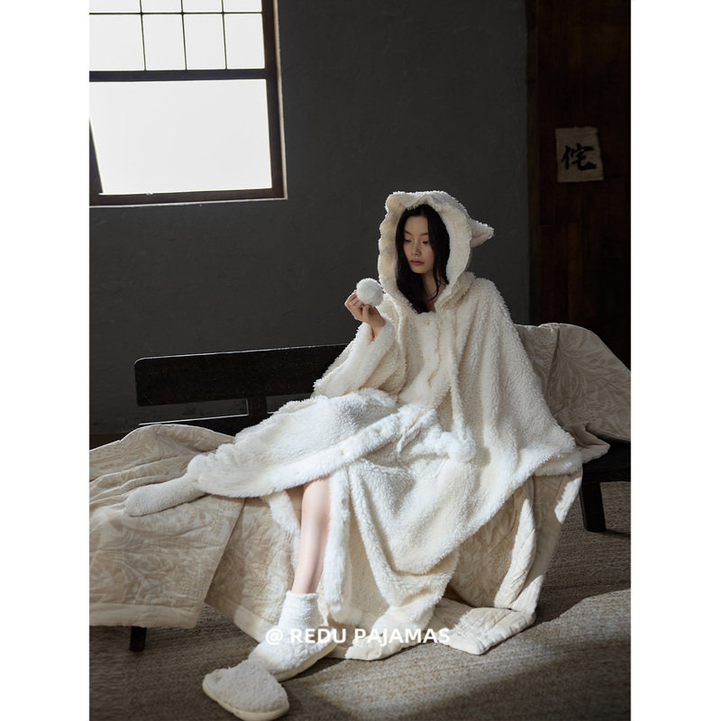 Hot Coral Fleece Hooded Cloak Winter Nightgown for Women, Fleece-Lined, Thickened, Loose, Cute, Girly Homewear Bathrobe Hot Coral Fleece Hooded Cloak Winter Nightgown for Women, Fleece-Lined, Thickened, Loose, Cute, Girly Homewear Bathrobe