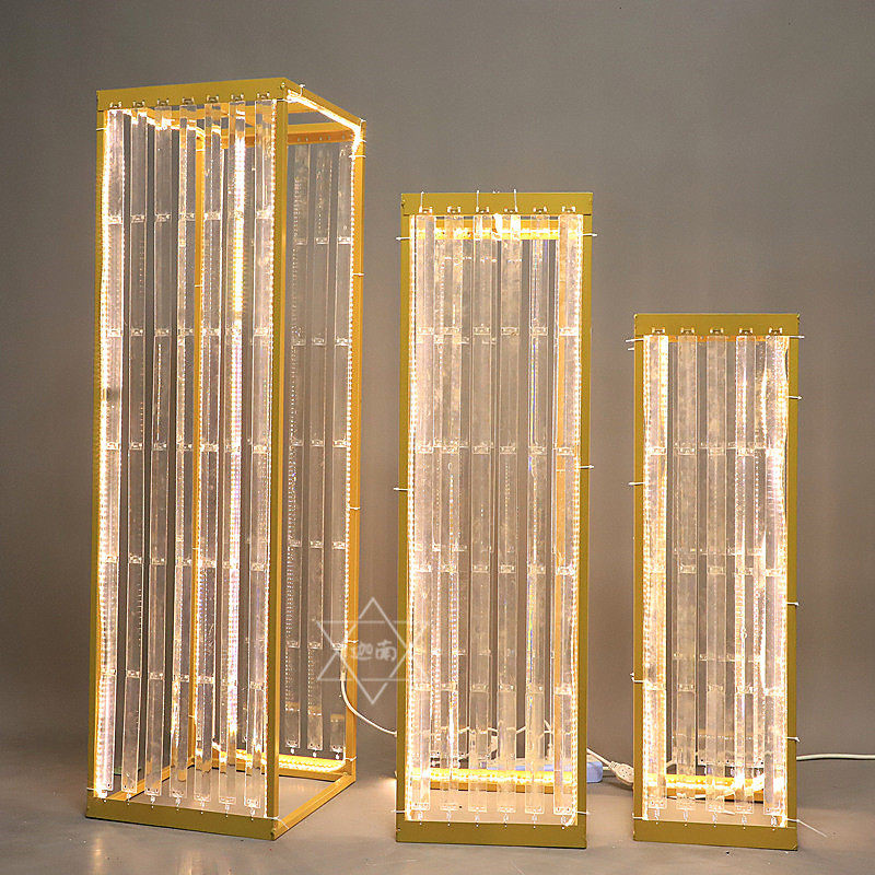 New wedding props wrought iron luminous geometric road lead frame golden square frame wedding flower stand decoration arrangement