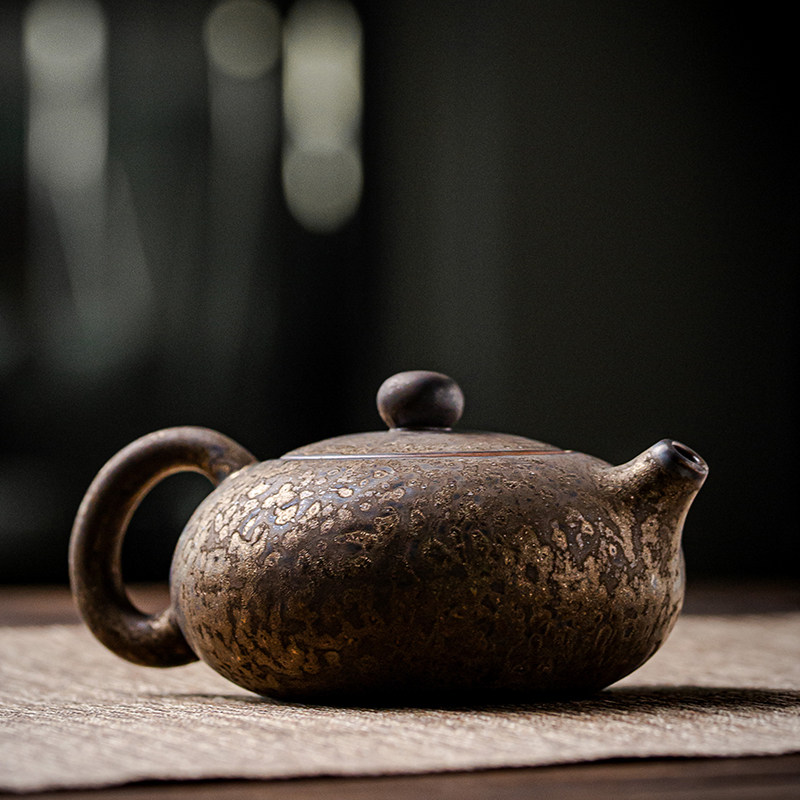 Gold glaze Western Tea pot coarse ceramic kung fu tea toilet household rust glazed teapot large capacity