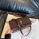 Небольшая сумка, изысканный стиль