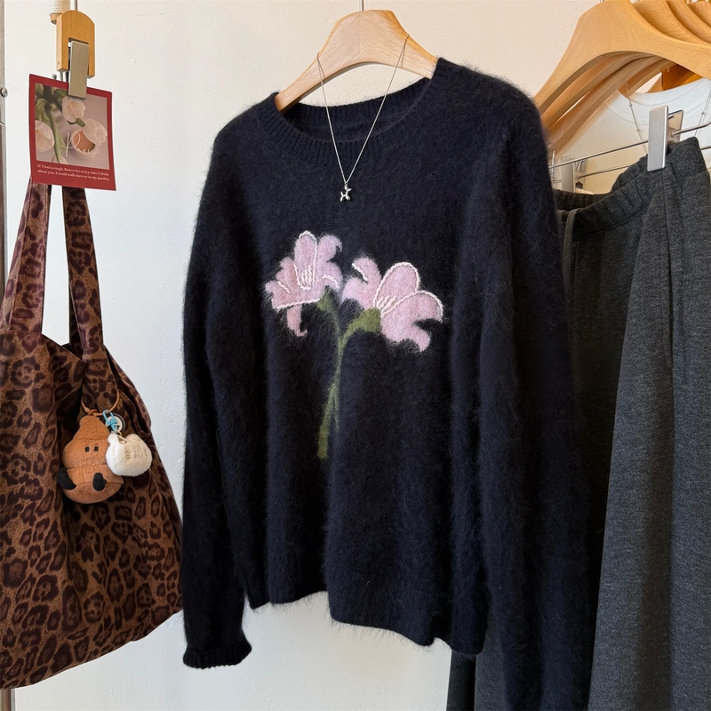 Navy Blue Base with Pink-Purple Wild Lily Pattern Mohair Pullover Sweater for Women, New Autumn Style, Slim Fit, Simple Top