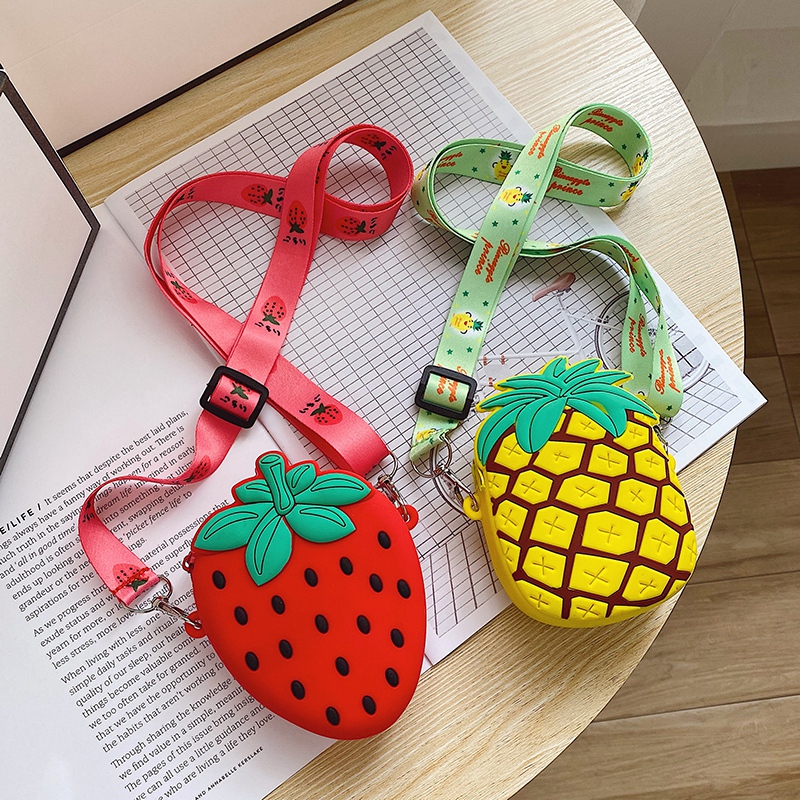 Internet-Famous Mini Cute Silicone Fruit Bag Strawberry Pineapple Avocado Children's Coin Purse Shoulder Crossbody Bag Small Bag Internet-Famous Mini Cute Silicone Fruit Bag Strawberry Pineapple Avocado Children's Coin Purse Shoulder Crossbody Bag Small Bag