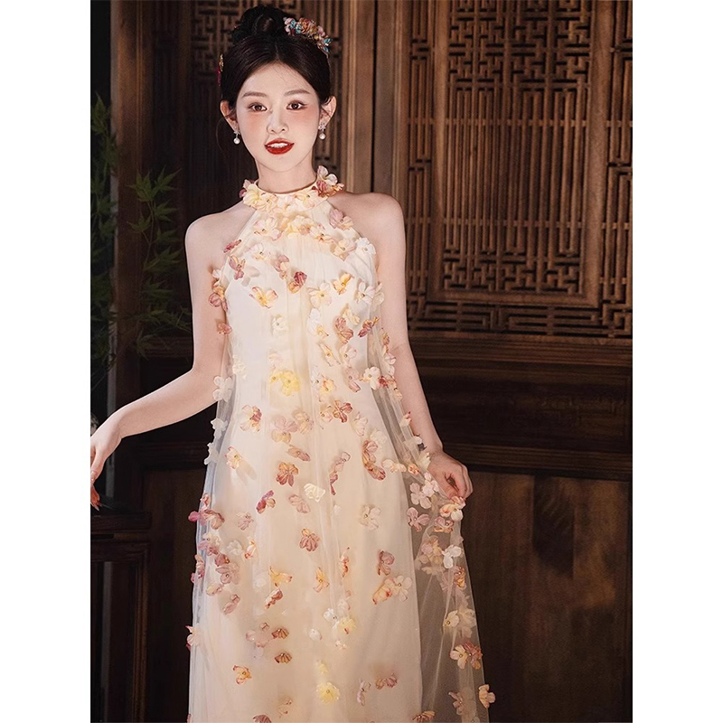 French-Style Morning Gown for Women, Bride, 2026 New High-End Light Luxury Niche Halter Neck Super Fairy-Like Beautiful Floral Engagement Dress French-Style Morning Gown for Women, Bride, 2026 New High-End Light Luxury Niche Halter Neck Super Fairy-Like Beautiful Floral Engagement Dress
