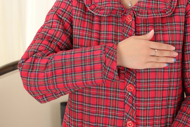 Mùa đông chăn bông đệm bông vải bông vải bông vải thô cũ vải thô nam và nữ đồ ngủ mẹ cha đồ ngủ nam