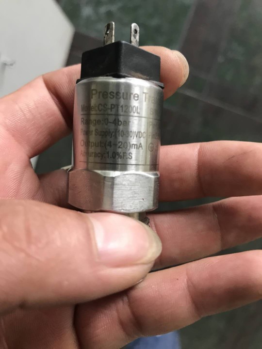 Send pictures to customize various pressure sensors Customized models according to parameters