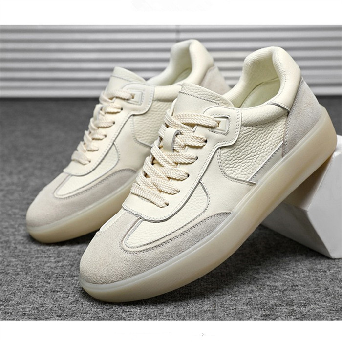 First-Layer Cowhide 2026 New Casual Sneakers, Lightweight, Breathable, Soft-Soled Sports Shoes, Retro Moral Training Shoes, White Shoes for Men