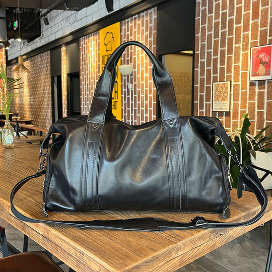 Large capacity first layer cowhide travel bag