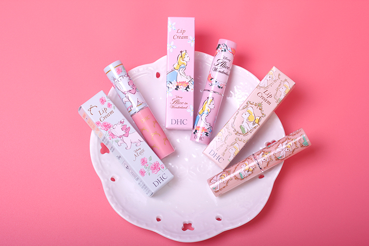 Nhật Bản DHC Olive Lip Balm 1.5g Natural Plant Lip Balm Moisturising Moist Disney Kitty Limited - Son môi romand 05