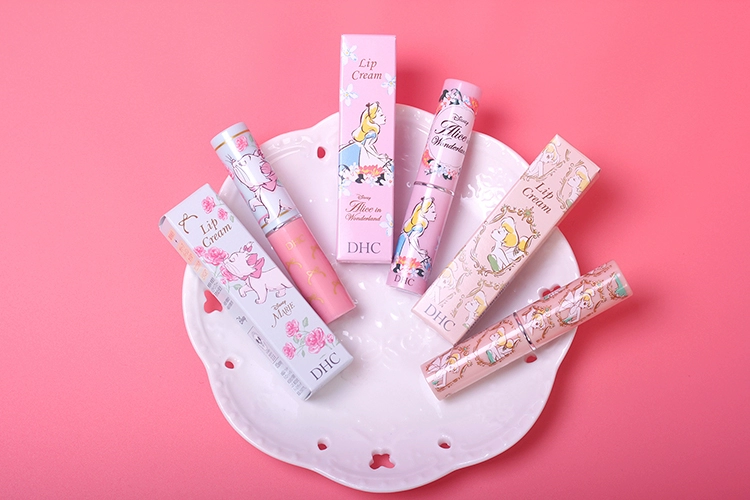 Nhật Bản DHC Olive Lip Balm 1.5g Natural Plant Lip Balm Moisturising Moist Disney Kitty Limited - Son môi