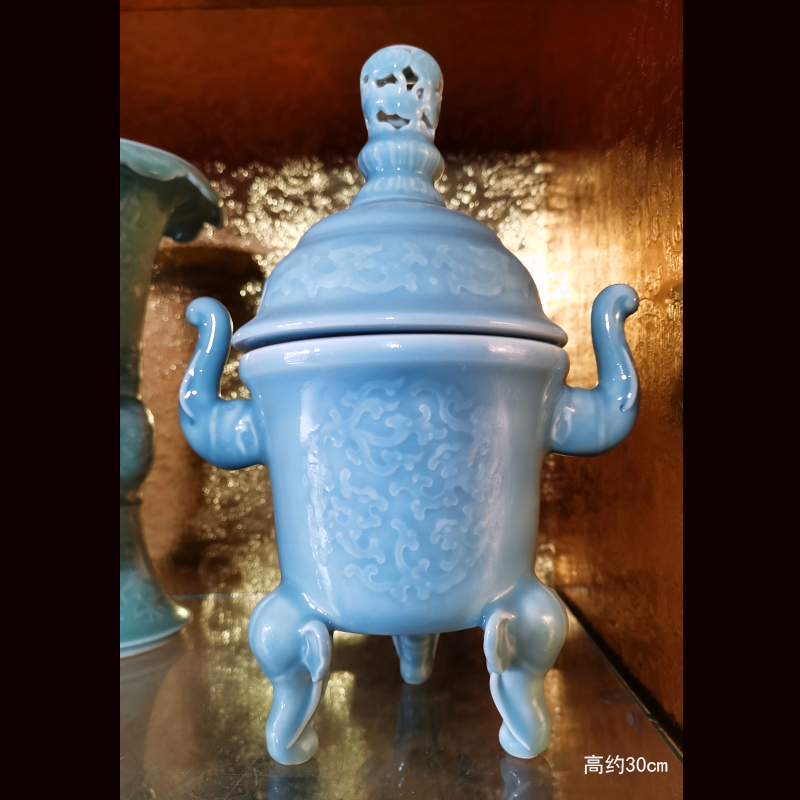 Jingdezhen delicate celadon sky blue porcelain censer triangle elephant nose porcelain present high furnace by hand