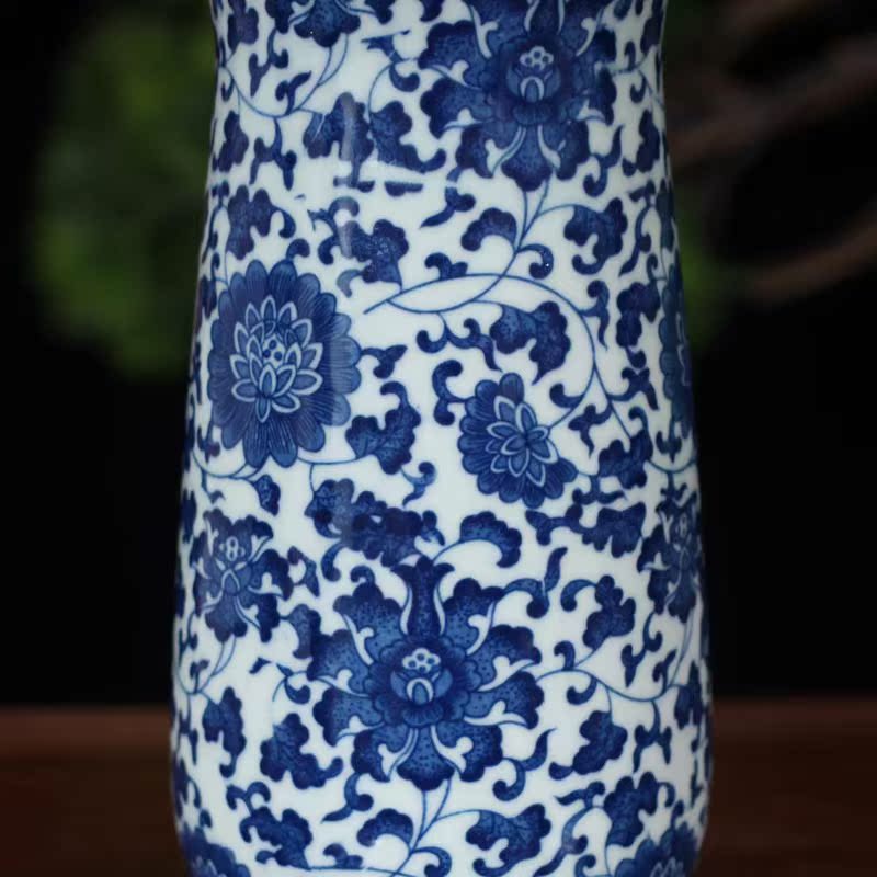 Blue and white porcelain brush pot Chinese style elegant Blue and white porcelain brush pot brush pot culture individuality thin straight vase