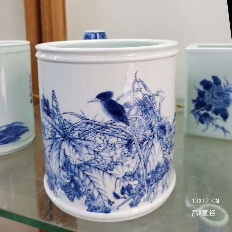 Jingdezhen hand - made scenery high - grade porcelain brush pot rich ancient frame display porcelain brush pot cap tube of pure hand - made of porcelain