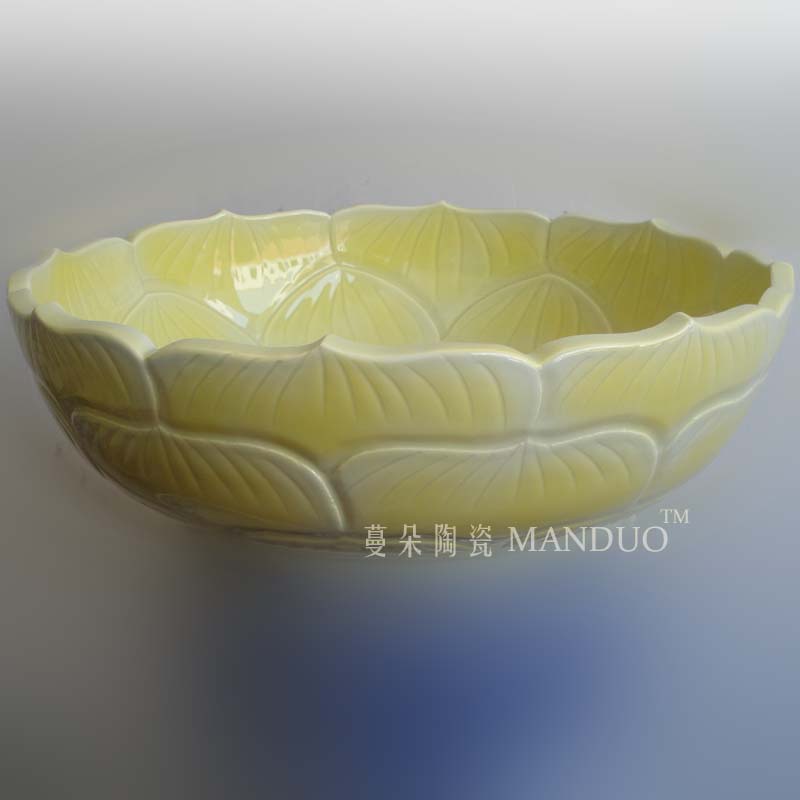 Modelling of porcelain of jingdezhen lotus shallow bionic lotus shape China writing brush washer elegant China goldfish bowl