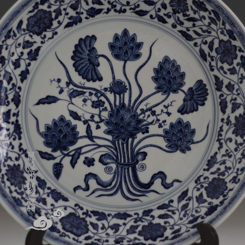 Jingdezhen hand - made kangxi hand draw a bunch of pure hand - made porcelain lotus flower porcelain porcelain 42 cm. A bunch of even