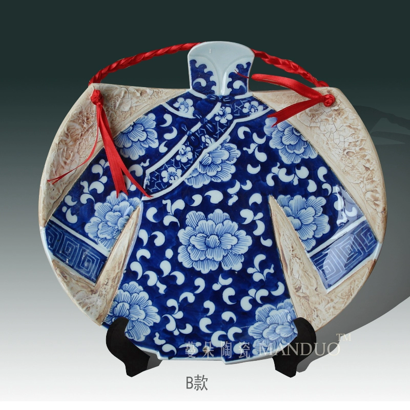 Jingdezhen blue and white cheongsam hand - made decorative porcelain its character decorative porcelain porcelain hanging blue and white, thanks