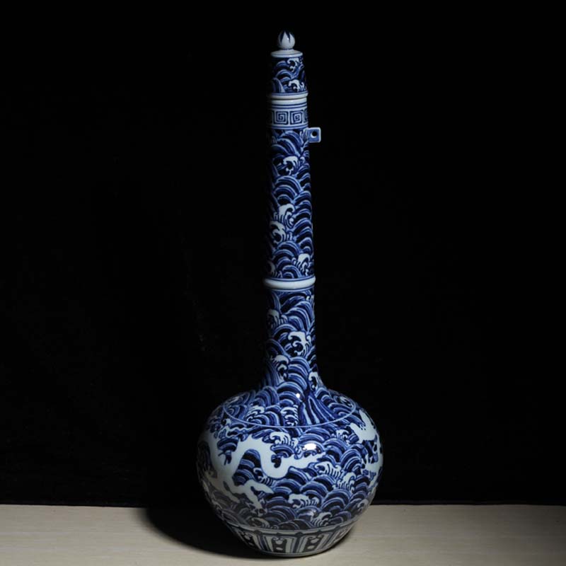 Jingdezhen Ming xuande blue and white to stay white dragon grain gall bladder daming XuanDeLong grain the flask