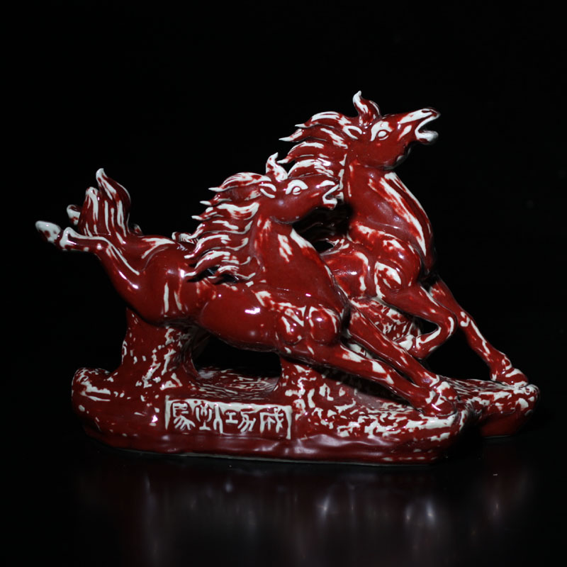 Jingdezhen double horse galloping porcelain double horse red glaze porcelain up porcelain double horse its