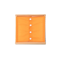 Каркас для одежды с большими пуговицами